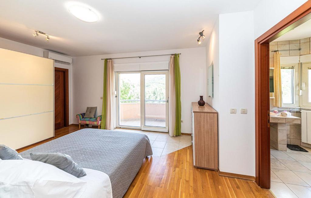 Luksuzna Villa Sa Privatnim Unutarnjim Bazenom Villa Garden Podstrana Zewnętrze zdjęcie